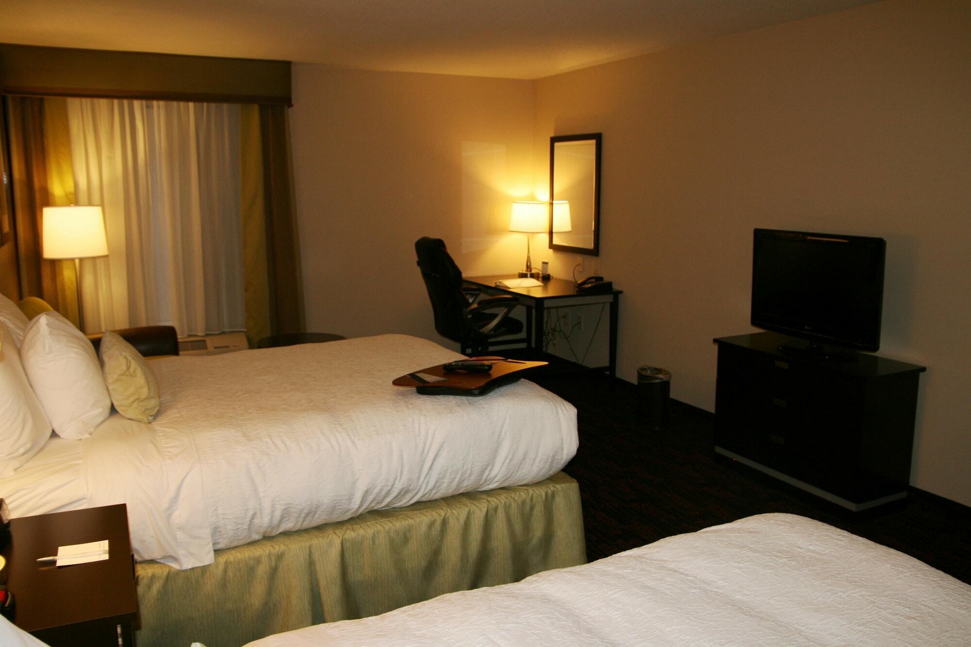 Hampton Inn Jericho - Westbury Oda fotoğraf