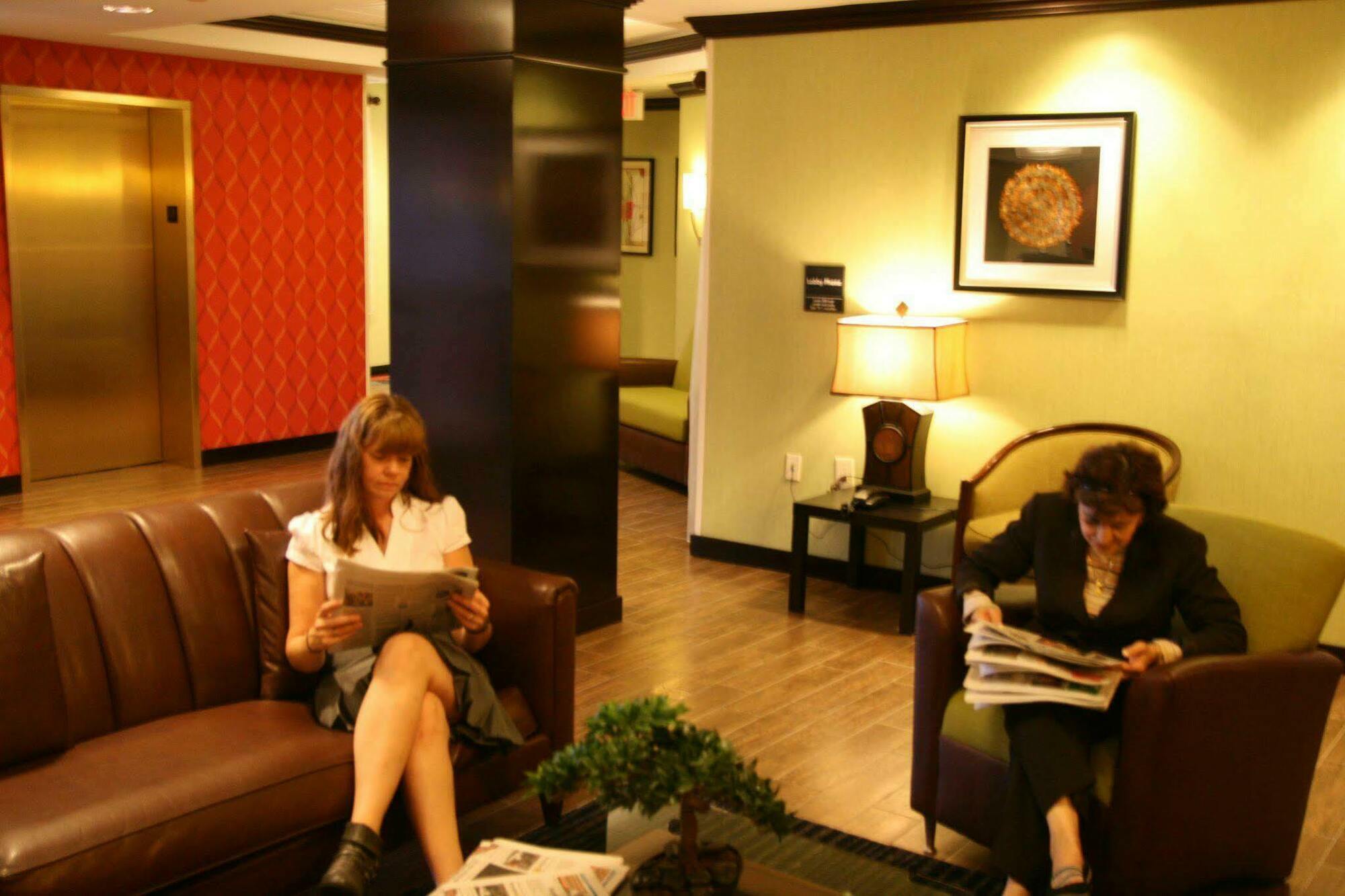 Hampton Inn Jericho - Westbury İç mekan fotoğraf